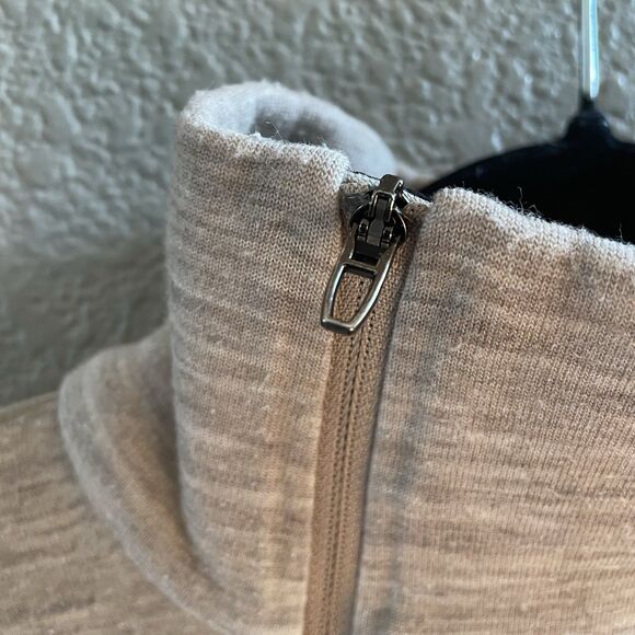 Lululemon The Lab Esker Sweater Womens XS Beige Asymmetrical 1/4 Zip Wool - Picture 5 of 10
